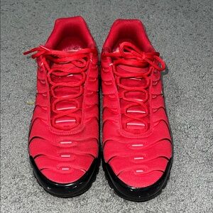 Mens Nike Air Max Plus Bright Red Athletic Sneakers with Black Accents